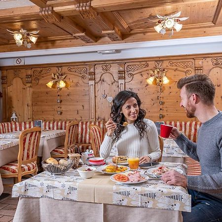 La Torretta Hotel Passo del Tonale Eksteriør billede