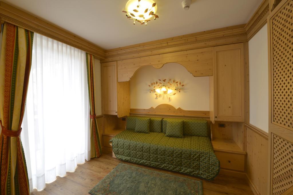 La Torretta Hotel Passo del Tonale Eksteriør billede