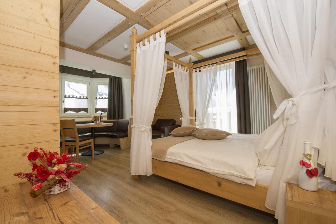 La Torretta Hotel Passo del Tonale Eksteriør billede