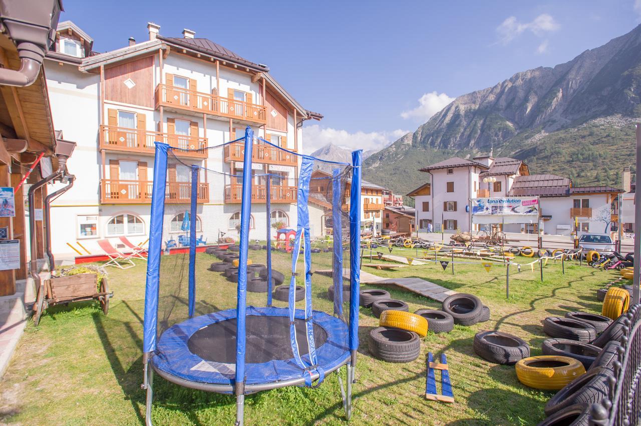 La Torretta Hotel Passo del Tonale Eksteriør billede