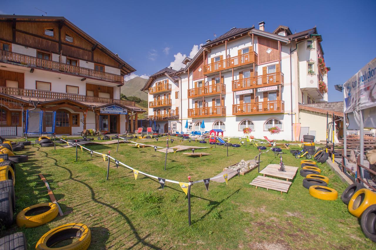 La Torretta Hotel Passo del Tonale Eksteriør billede